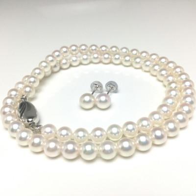ふるさと納税 志摩市 老舗の真珠専門店・高品質 アコヤ真珠 ネックレス・ピアス セット 5.5〜6.0ミリ |  | 01