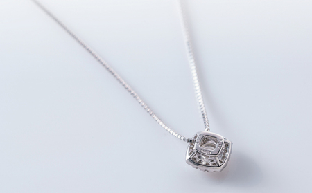 【高島屋選定品】プラチナダイヤモンド ペンダント【ARC-EN-CIEL (アルカンシェル) 中石ダイヤ 0.5ct D SI2 EX (GIA)】