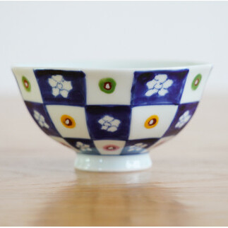 皓洋窯 食と暮らし、心も彩る日々の器 面取飯碗「市松紋」 お茶碗 ご飯茶碗 食器 うつわ 器 ギフト 贈り物 手描き 青と白 11000円 A11-19_イメージ2