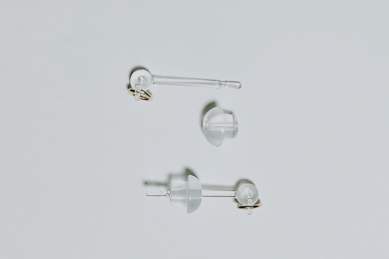 【KALCANO】小国杉ジュエリー hii-ひい ピアス 金属アレルギー対応 樹脂パーツ ジュエリー jewelry アクセサリー レディース 熊本 阿蘇小国杉 工芸品 木製 キューブ 一粒タイプ 木