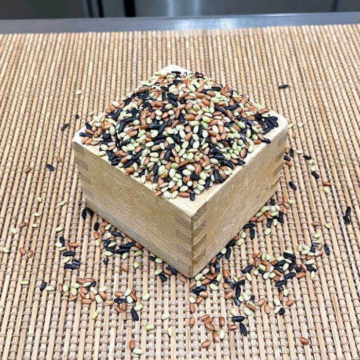 【ふるさと納税】【レビューキャンペーン実施中】【古代米】佐賀県産古代米3色MIX 800g / 健康志向 赤米 緑米 黒米 / 佐賀県/旬菜舎さと山[41AABM007]