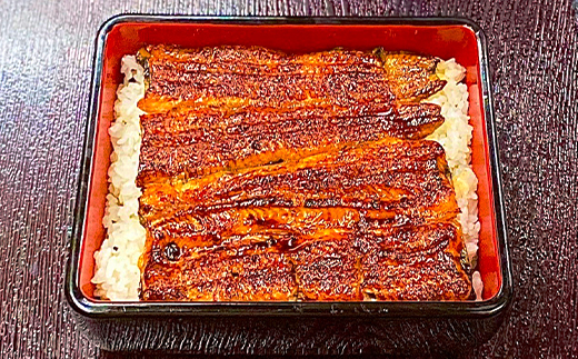 【6回定期便】うなぎ特上蒲焼1串(130g前後)（2か月に1回のお届け）【老舗 ギフト 冷凍  うなぎ 鰻 ウナギ かばやき 串  タレ 山椒 千葉県 市川市】【12203-0315】