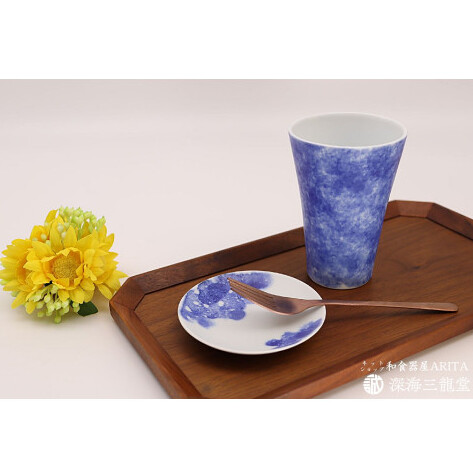 有田焼 BLUE ESPUMA / 丸小皿 ２枚（深海三龍堂） 手のひらサイズ 豆皿 豆小皿 かわいい モダン 菓子皿 A12-122_イメージ4