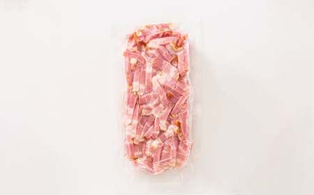 角切り ベーコン 1kg (500g×2) 小分け 冷凍 簡単 手軽 調理 カット 角切 豚肉 肉 朝食 弁当 おかず おつまみ パスタ スープ トッピング 業務用 家庭用 自宅用 食品 関東 F5K