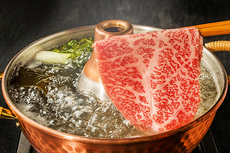 【A4〜A5】博多和牛 しゃぶしゃぶすき焼き用1kg(500g×2p) 吉富町/株式会社MEAT PLUS[BGAB038]
