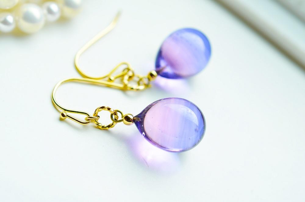 
                  【Soukore】ガラス・トワイライトカラーピアス
                