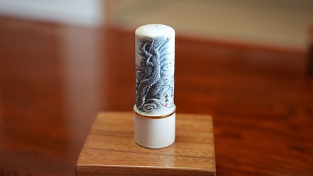 現代の名工・宮澤宝泉作　象牙印鑑30ミリ丸×90ミリ丈「上り龍」象嵌入[5839-2074]