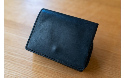 二つ折り財布（ブラック）