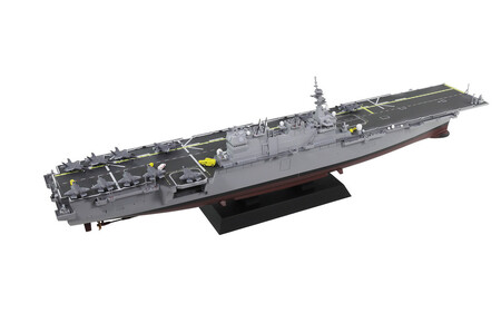 【JPM19】1/700 海上自衛隊 護衛艦 DDH-184 かが 2024 塗装済み完成品