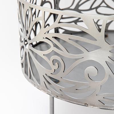 ふるさと納税 岡崎市 Garden Iron Works  焚き火台 Garden450 フローラル柄 |  | 02