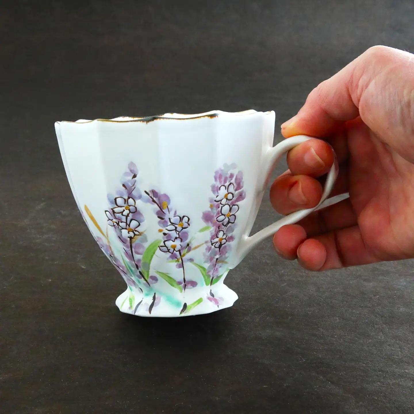 【美濃焼】koyomiお花マグカップ 7月 ラベンダー【buzan 武山窯】食器 コーヒーカップ ティーカップ [MBA019]