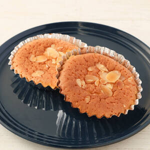 ラム酒香る マドレーヌ（５個入）スイーツ お菓子 デザート おやつ 焼き菓子 洋菓子 ポミエ 差し入れ 手土産 ギフト【R00840】