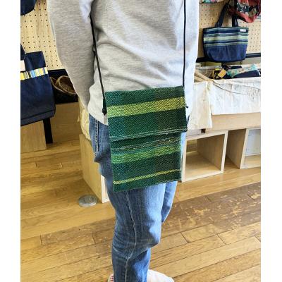 ふるさと納税 八尾市 りんごの木　さをり織りサコッシュ(グリーン系)(A272) |  | 02