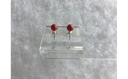 
                  血紅Tama ピアス 5.8mm | 珊瑚 血赤珊瑚 血紅 サンゴ さんご 血赤サンゴ ジャパンレッド 赤 ピアス ゴールド アクセサリー 高知県 南国市
                