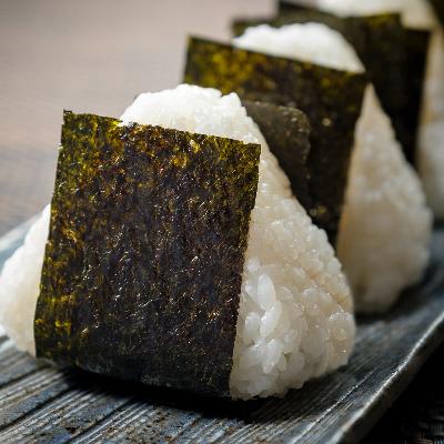 ふるさと納税 大牟田市 有明海苔 初摘み「焼き海苔」(半切り100枚×2個  計200枚) |  | 02