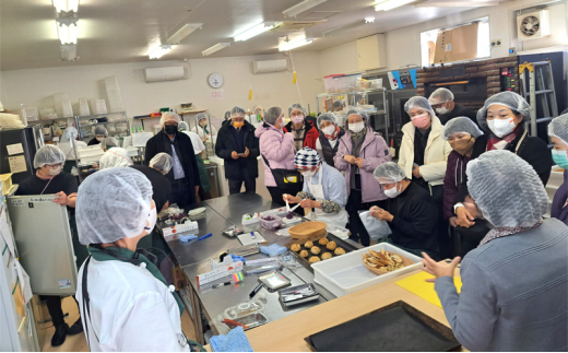 施設見学 パン屋 見学ツアー 体験 ランチ お土産 付き 選べる エリア 亀吉 事業モデル 職場見学 お仕事見学 仕事ツアー パン ぱん pan 惣菜パン 菓子パン 食事パン 美味しい 朝食 パンセッ