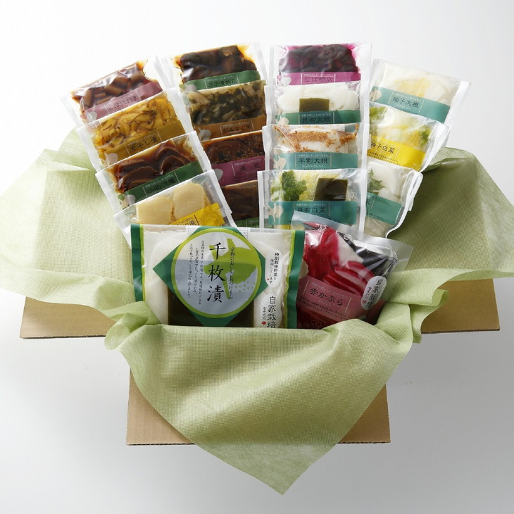 
                  数量限定 冬の京漬物17品と えび芋500g 詰め合わせ＜京・お漬物処やました＞京野菜 漬物 海老芋 えび芋 セット 詰合せ 贈答 贈り物 ※12月上旬頃より順次発送予定
                