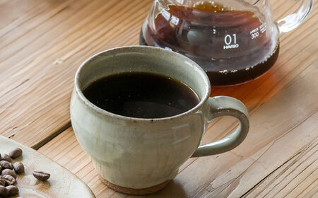 自家焙煎コーヒードリップバッグ 10個・武雄焼マグカップ ギフトセット/とのみのHOKAO COFFEE[UDV005]
