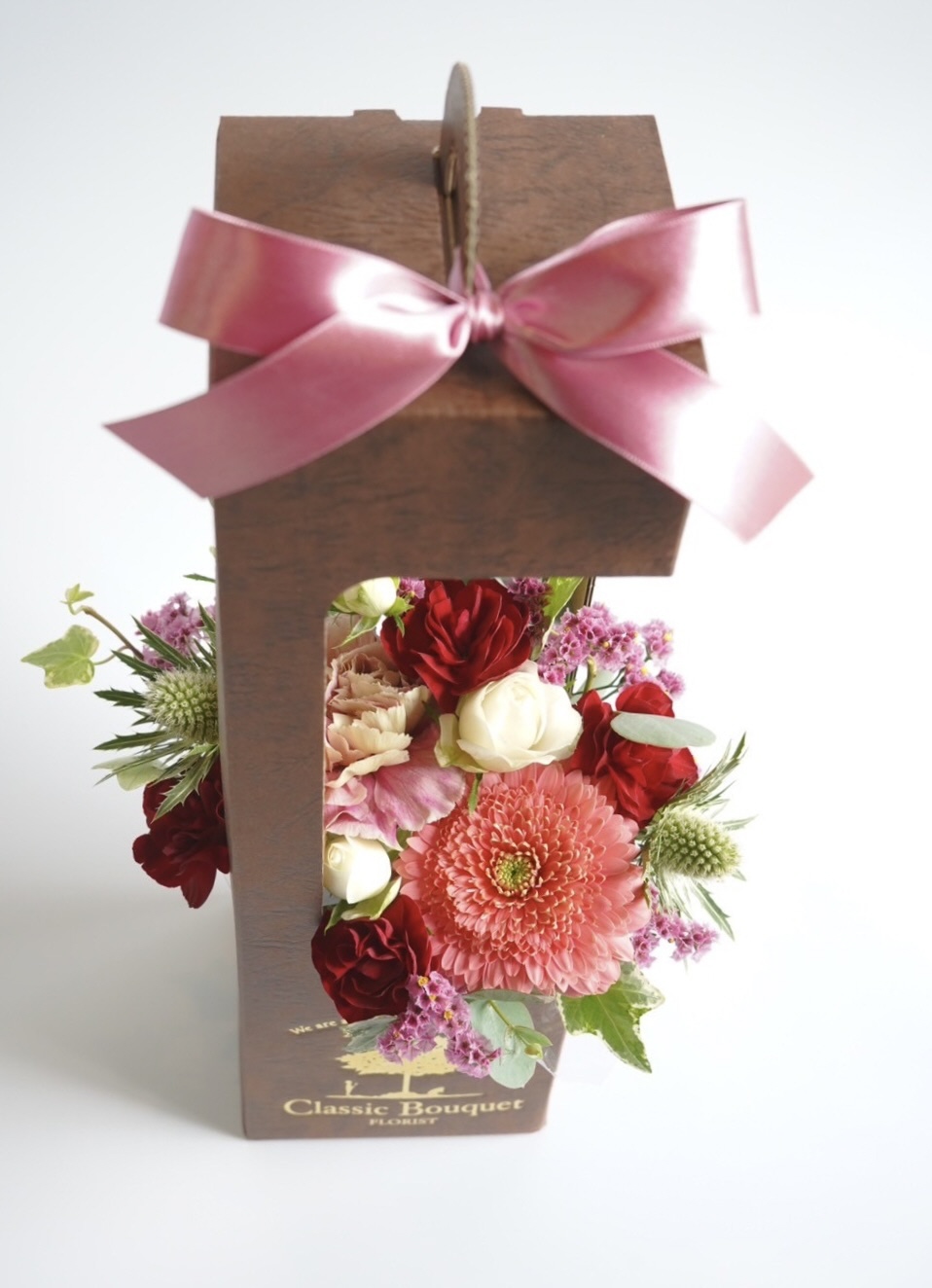 ハコランタンアレンジメント（ピンク）【FLORIST Classic Bouquet】[G4643]