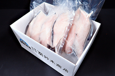 根室海鮮市場＜直送＞銀だら粕漬け4切(1切約110g)×2P A-28246