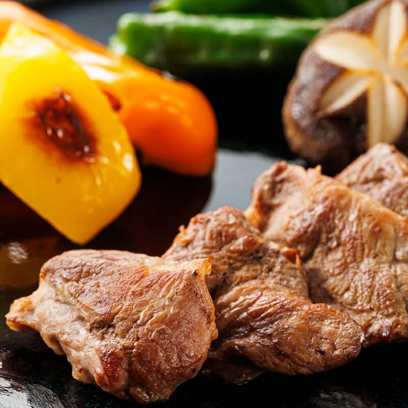 【定期便12ヶ月】 国産 豚ハラミ 1kg（500g×2パック）| 味なし | 豚肉 豚 ホルモン ハラミ はらみ 北海道産 焼肉 焼き肉 キャンプ BBQ おすすめ 手切り 送料無料 北海道 釧路町