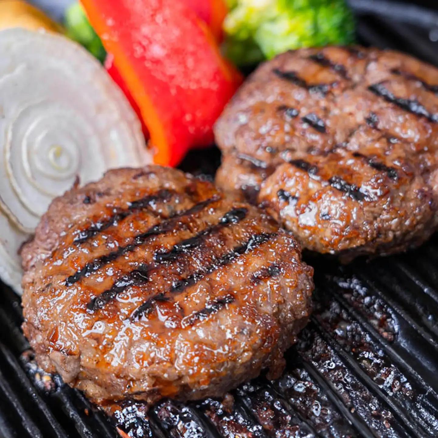 【全6回定期便】赤牛ハンバーグ 約150g×10個 計約1.5kg 和牛 ハンバーグ 小分け 冷凍 惣菜 牛肉 あか牛【阿蘇牧場】[AYBX105]
