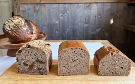 【全12回定期便】自家製酵母使用 ライ麦パン 4個セット／パン ライ麦【earth7716factory】[ASBV011]