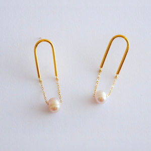 シルバー925 (ゴールドメッキ)淡水パール ピアス ペアセット ゴールドHJ001G