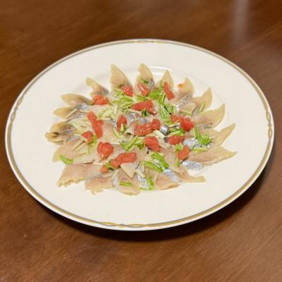 ふるさと納税 佐倉市 あと一口が止まらない、爽やかな味わい♪ ニシンのワインマリネ 500g×1パック |  | 01