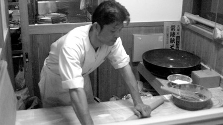 【常陸秋そば使用 手打ちそば 】業務用 冷凍そば 太麺 タイプ 20人前 2600g（130g×20食）そば 冷凍 生そば 小分け 常陸秋そば そば 蕎麦 ソバ 