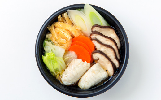 ふぐと野菜の入った豪華な寄せ鍋です。