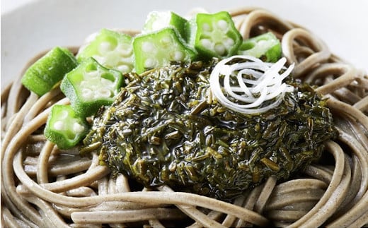 あかもくは、お蕎麦のトッピング以外にも天ぷらや卵焼きに入れても美味しいんです♪