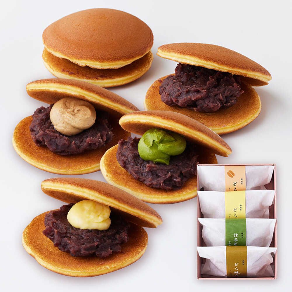 【ふるさと納税】横須賀どら焼き 4個セット 4種類 バター 抹茶 コーヒー プレーン 和菓子 菓子 スイーツ どらやき 【有限会社さかくら総本家】[AKEI008] 6000円 6千円
