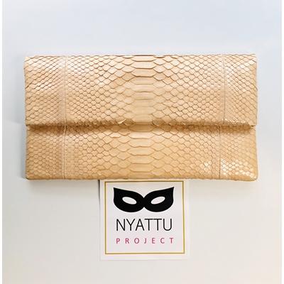 ふるさと納税 清須市 NYATTU PROJECT　天然パイソン革(ヘビ革)　クラッチバックS　ヌーディーピンク