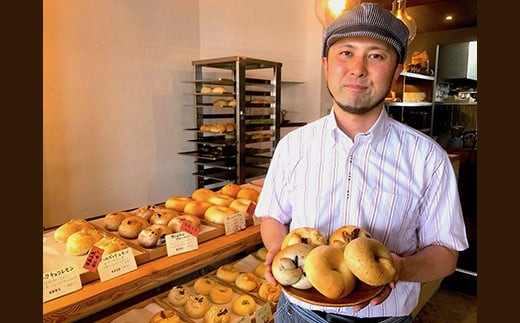 【定期便：全2回】トモヱベーグル ギフトセット「北の麦輪（むぎわ）１８個セット」