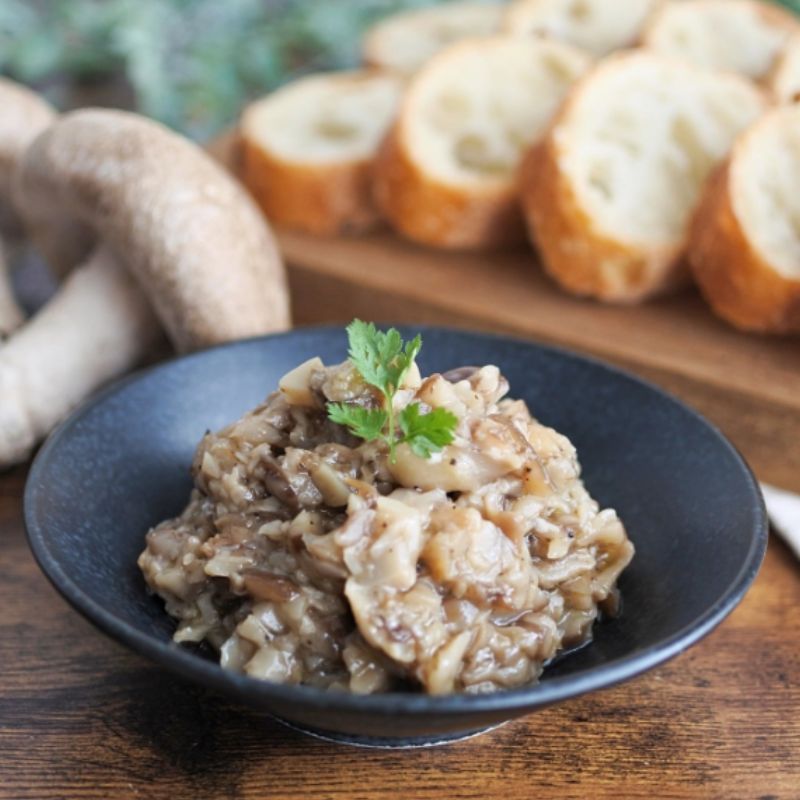 万能調味料 南仏のソース「とろっとうまみ 椎茸タプナード」100g×3個 プロヴァンス地方発祥のペースト【 オリーブ 椎茸 しいたけ きのこ 塩麹 にんにく しょっつる ソース ディップ 調味料 瓶詰 セット ギフト 国産 おつまみ ご飯のお供 秋田県 にかほ 】