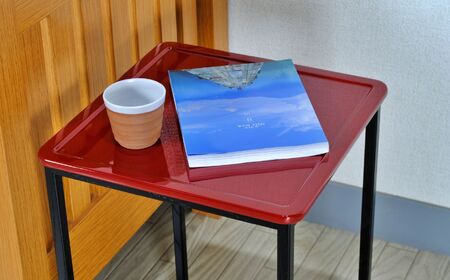 〈創業明治2年、田中家具謹製〉二本松伝統家具 レトロモダンサイドテーブル 1段 #1【田中家具】