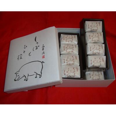 ふるさと納税 雲南市 小倉最中「しっぽもひと役」16個入 |  | 02