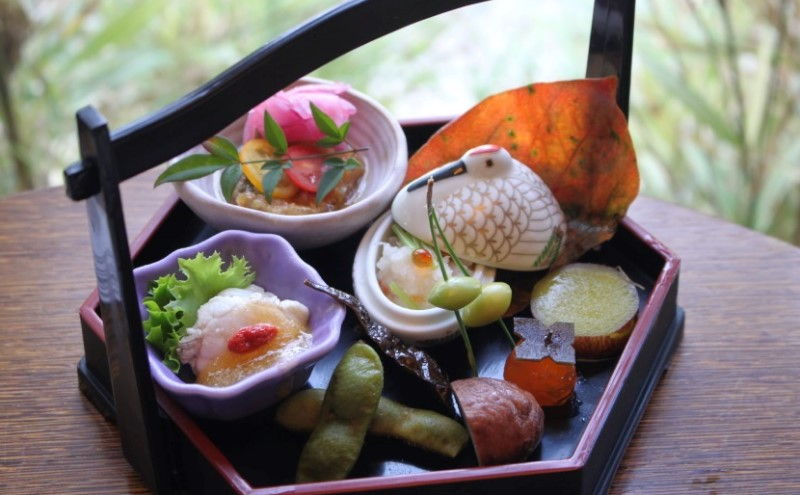 
            食事券 萩 割烹千代 萩コース ペア お食事券 2名様分 割烹料理 チケット　｜HG001011
          