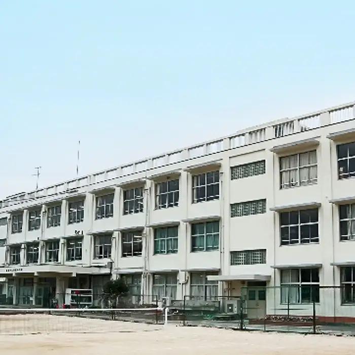 【返礼品なし】市内の市立中学校を応援！（ 通津中学校 東中学校 本郷中学校 岩国中学校 平田中学校 周東中学校 麻里布中学校 岩国西中学校 錦中学校 川下中学校 由宇中学校 美和中学校 灘中学校 玖珂