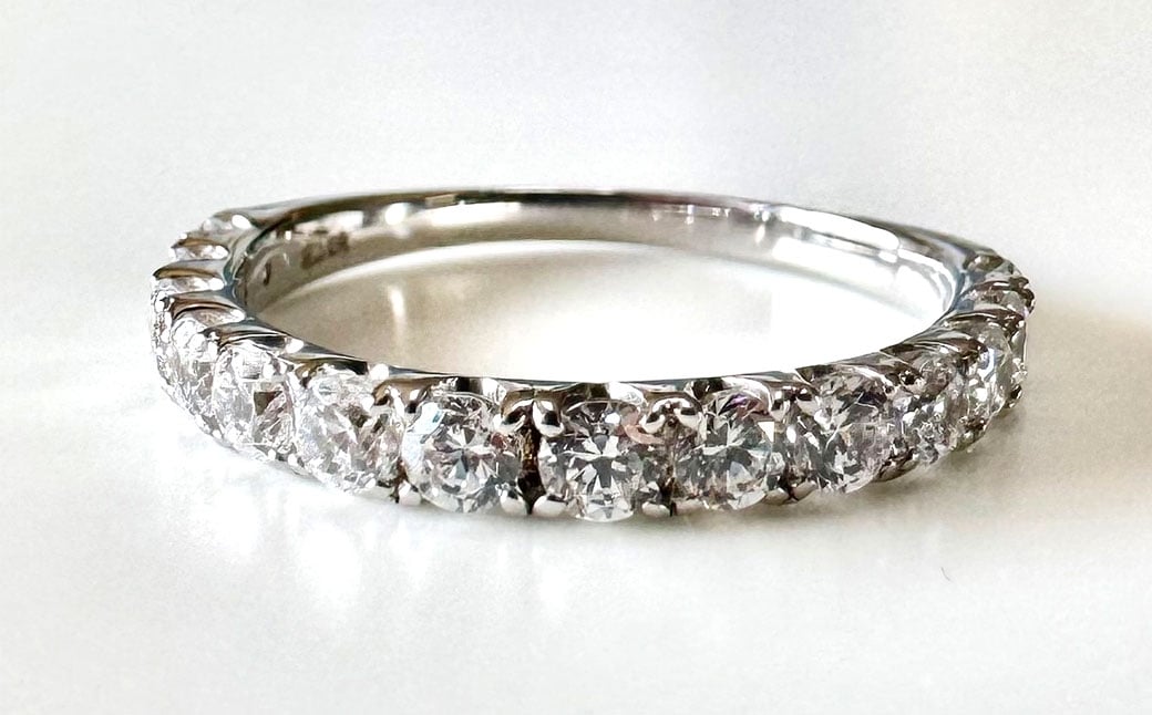 
            プラチナダイヤモンドリング ハーフエタニティーリング 1.00カラット 【AW-833/0009】 1本 プラチナ ダイヤモンド リング 指輪 ジュエリー ジュエリーケース 天然ダイヤモンド 記念日 冠婚葬祭
          