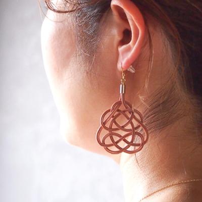 ふるさと納税 北本市 ピアス&ネックレス 桜 (あわじ結び) 草木染め ラタン |  | 02