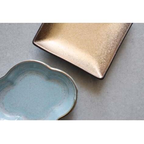 有田焼 mamekozara（Gold・Blue）4枚 セット【まるふく】食器 器 うつわ 豆皿 小皿 ギフト セット おしゃれ ゴールド 木瓜型 25000円 A25-624_イメージ3