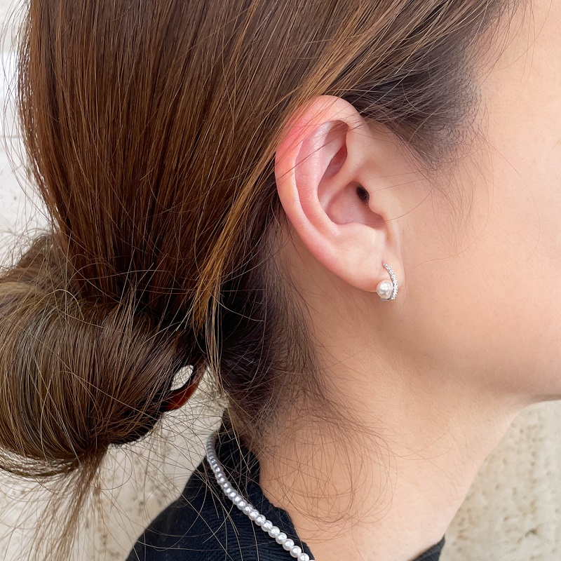 K18WG アコヤ真珠　ダイヤモンド　ピアス（#66：03052808）