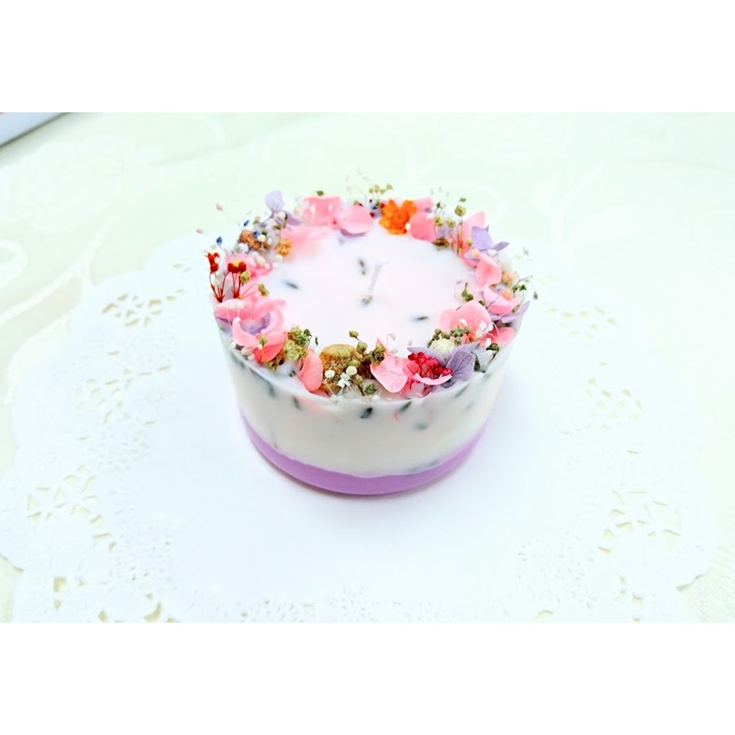 新宿フラワークラフト体験工房 お花で可愛いフラワーケーキキャンドル作り