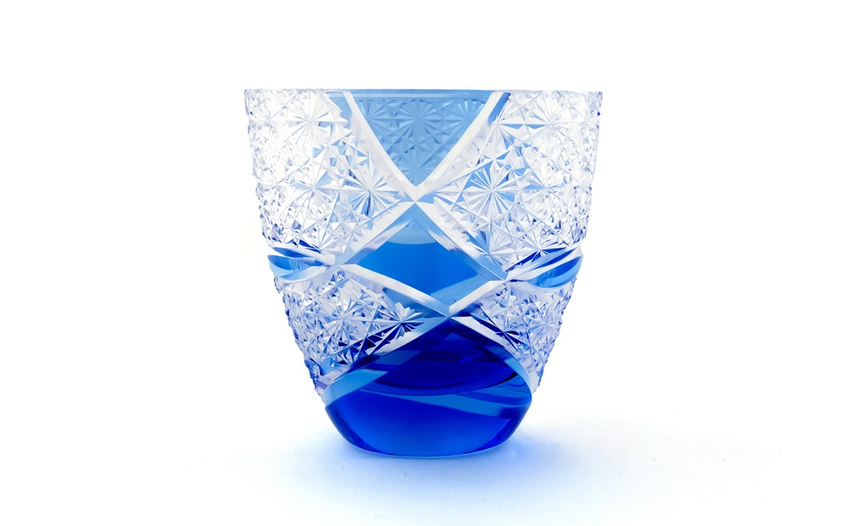 
                  浅草切子 KANA KURITA「ぐい呑み 円 青藍」木箱入り| 切子 花切子 切子ガラス ガラス工芸 グラス ガラス コップ 手作り ぐい呑み 家飲み 酒器 ハンドメイド 手作り ギフト 贈答 プレゼント
                