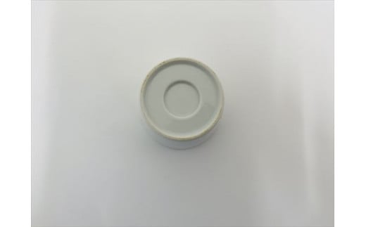 器の使い方は湯のみとしてはもちろん、デザートやヨーグルト、
小鉢にも。 使い方はいろいろ楽しめます。