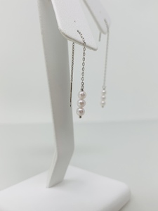 ベビーパール3個付きアメリカンピアス / ベビーパール ピアス アクセサリー ジュエリー あこや 3.5ミリ 伊勢 志摩 ギフト プレゼント 記念日 結婚式 入学式 冠婚葬祭 真珠 真珠 真珠 真珠 