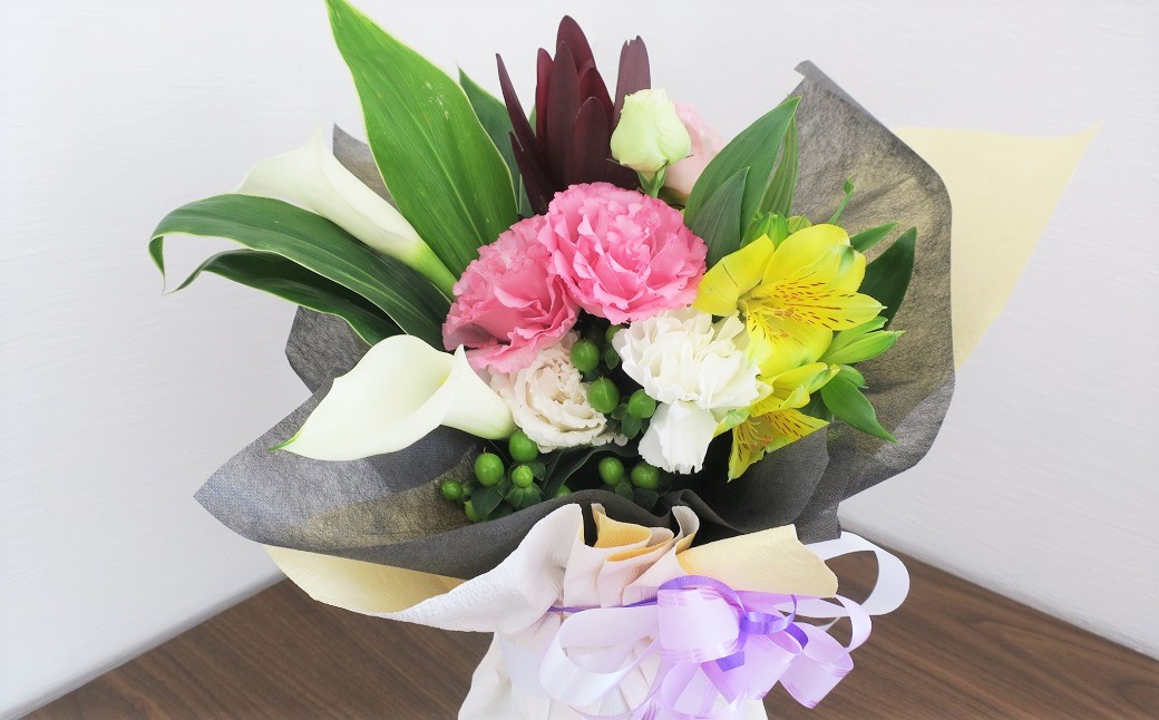 そのまま飾れる「スタンディングブーケ（花束）」お供え用【あかね（色入り系）】（小）