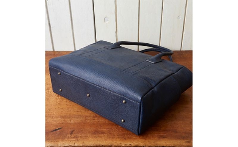 azzuni 馬革トートバッグ《Mcapa》AZ060　レッド